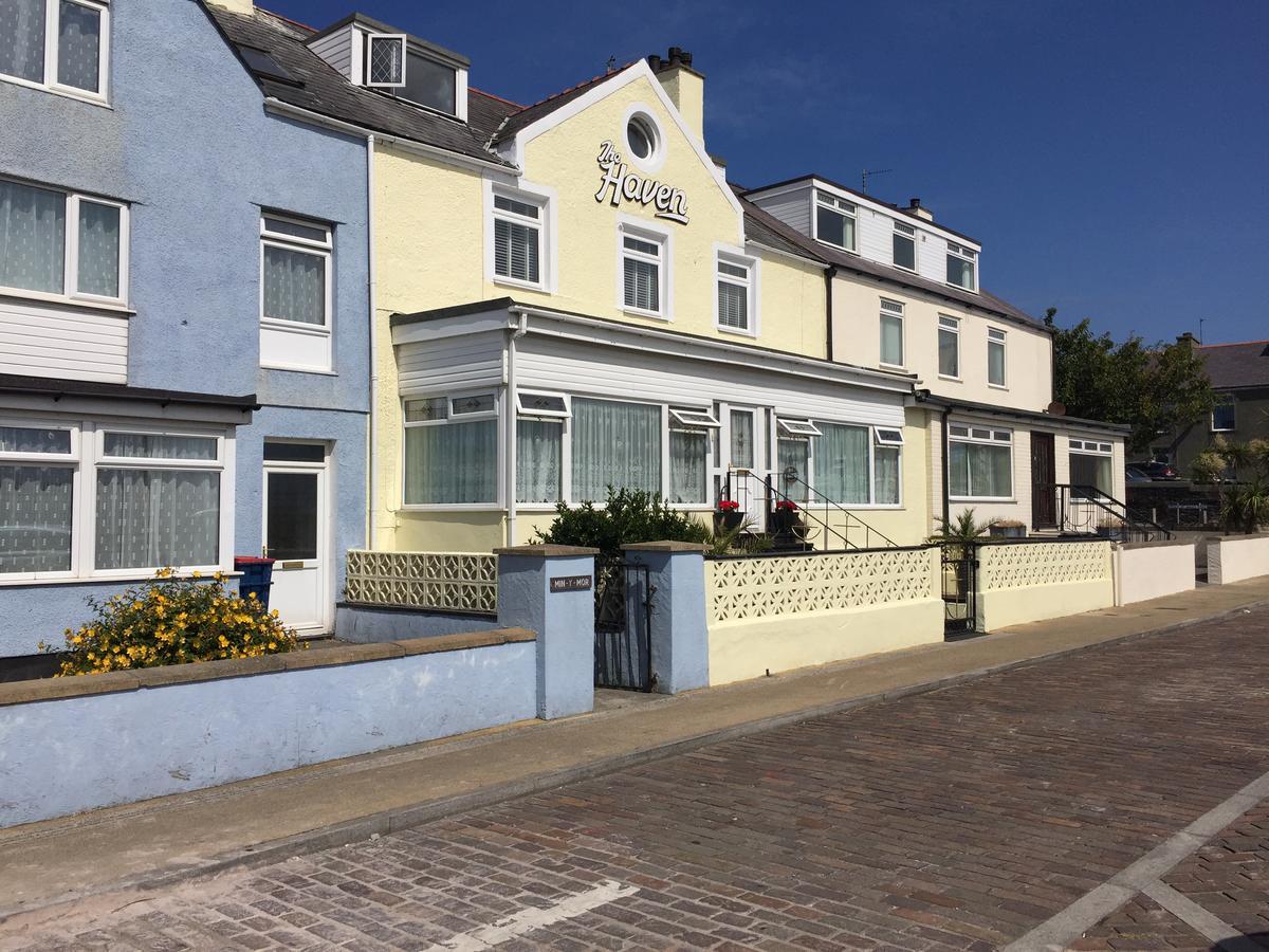 Hotel The Haven Holyhead Exterior foto